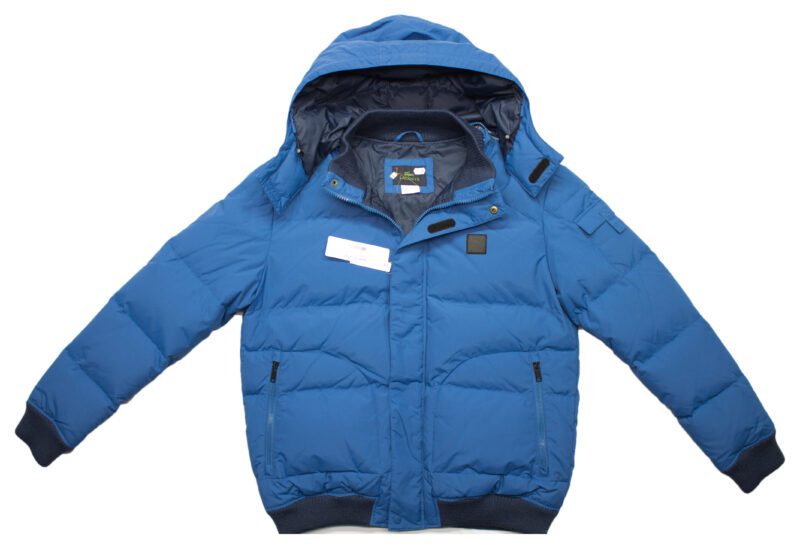 Pet Breed: Chaqueta Lacoste.     T-XL