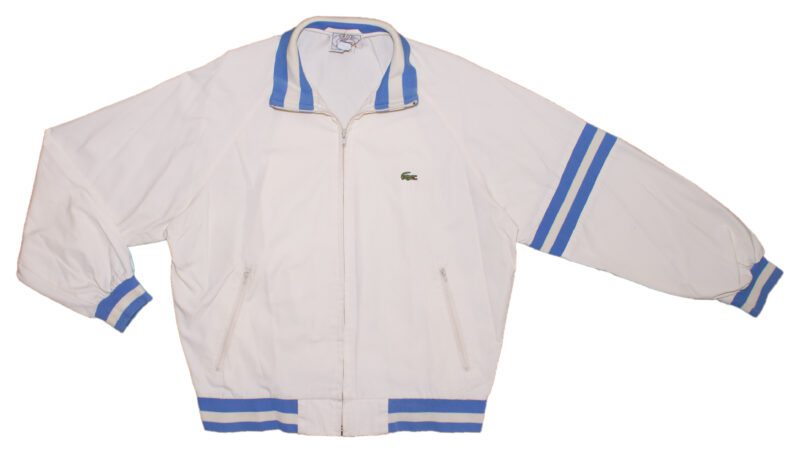 Pet Breed: Chaqueta Lacoste.     T-L