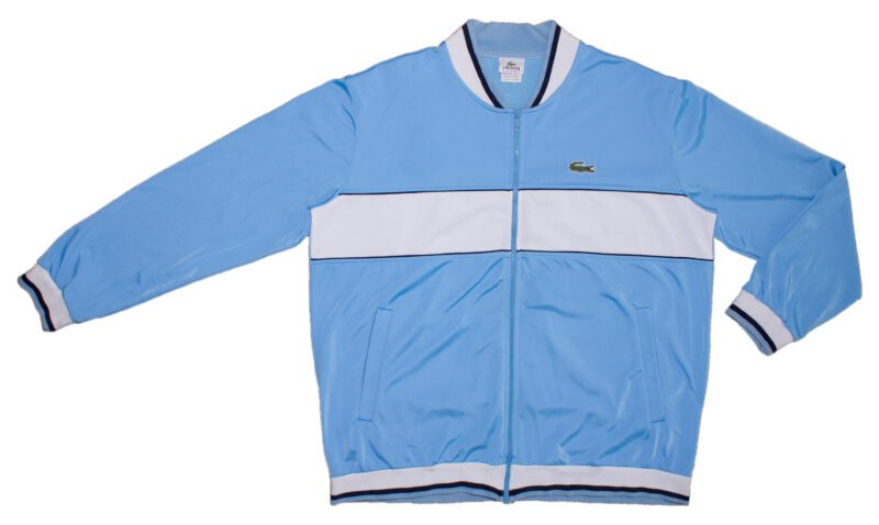 Pet Breed: Chaqueta Lacoste.     T-XL