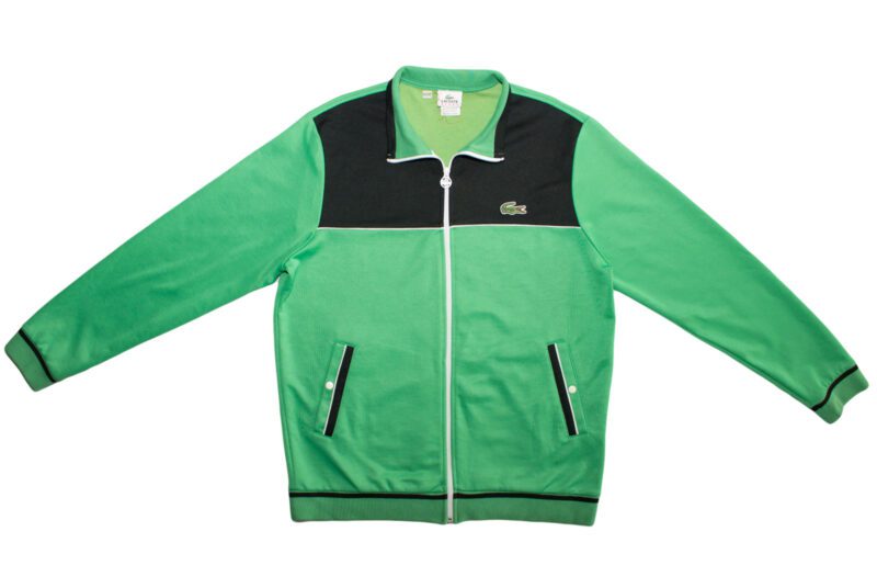 Pet Breed: Chaqueta Lacoste.     T-L