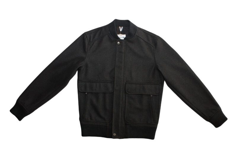 Pet Breed: Chaqueta Lacoste.     T-S