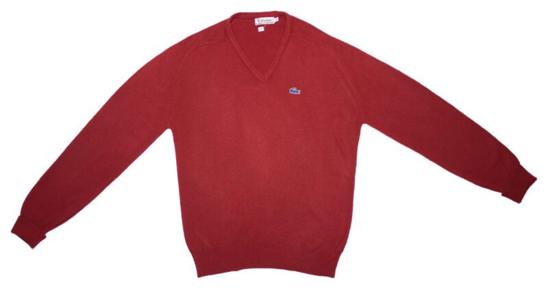 Pet Breed: Saco Lacoste.     T-M