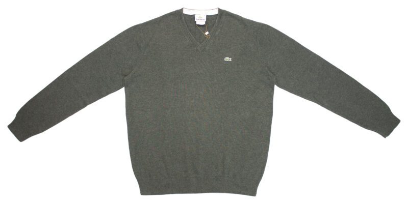 Pet Breed: Saco Lacoste.     T-M