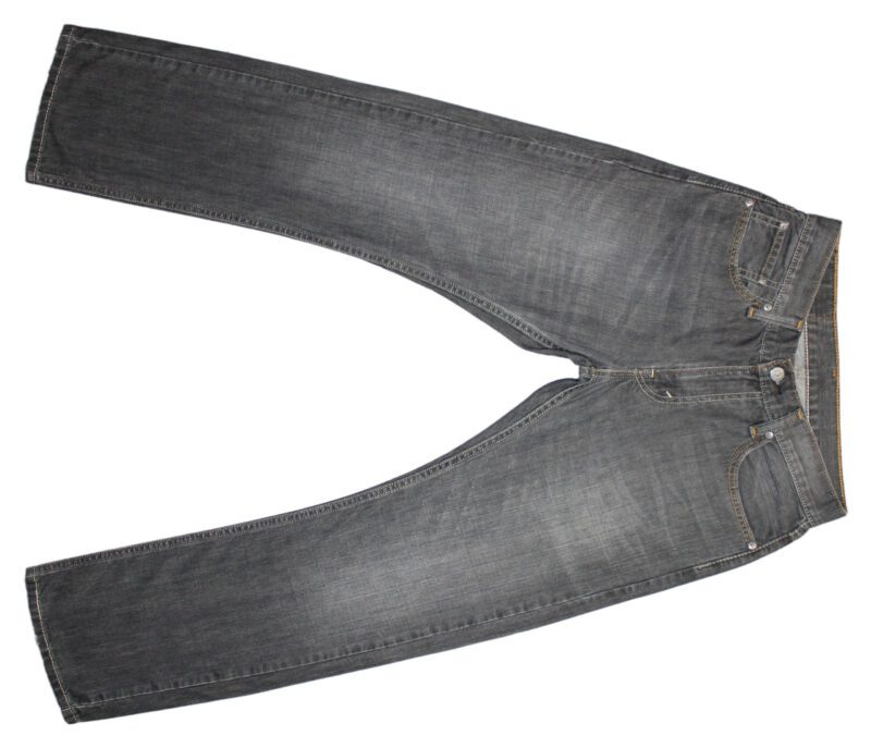 Pet Breed: Pantalon Jeans Levi's.     T-28x29