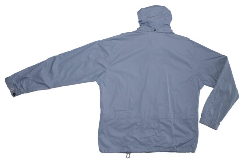Pet Breed: Chaqueta Lacoste.     T-XL