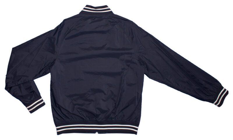 Pet Breed: Chaqueta Lacoste.     T-M