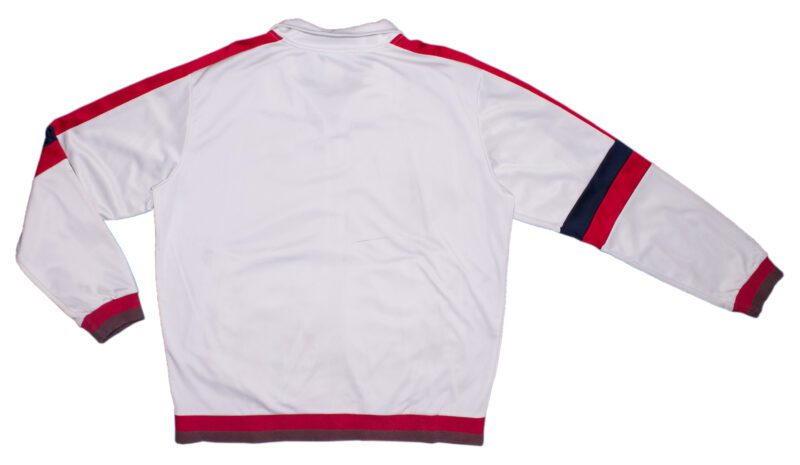 Pet Breed: Chaqueta Lacoste.     T-L