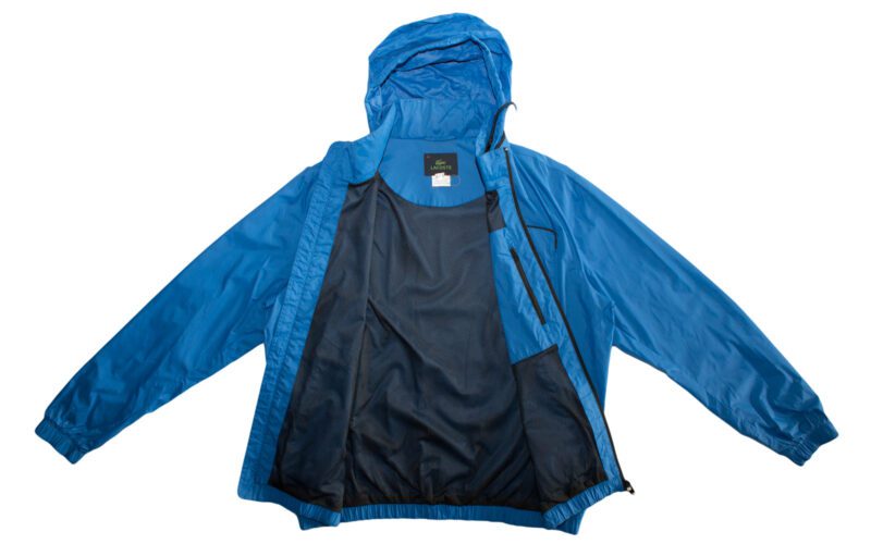 Pet Breed: Chaqueta Lacoste.     T-XL
