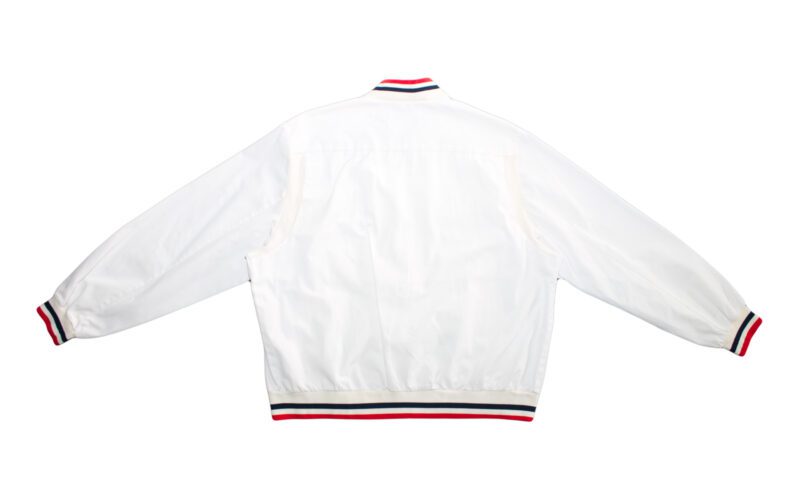 Pet Breed: Chaqueta Lacoste.     T-L