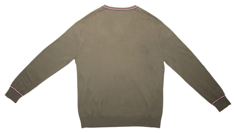 Pet Breed: Saco Lacoste.     T-L