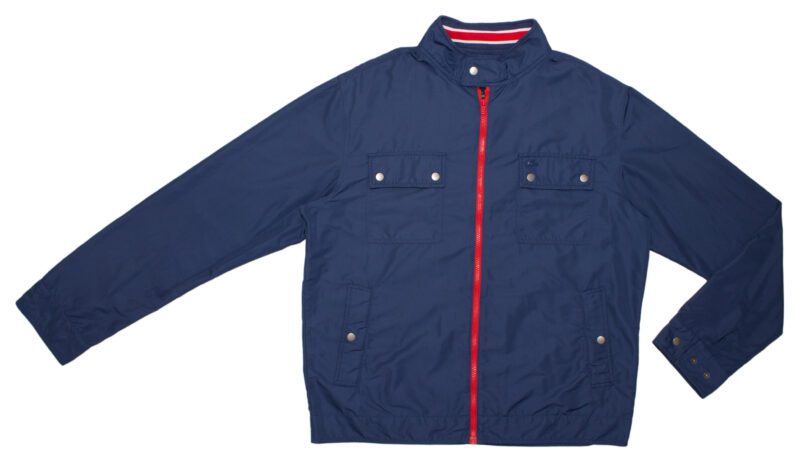 Pet Breed: Chaqueta Lacoste.     T-L