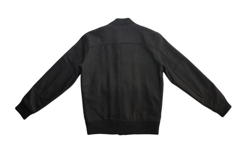 Pet Breed: Chaqueta Lacoste.     T-S