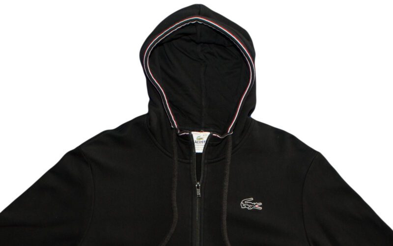 Pet Breed: Chaqueta Lacoste.     T-XL