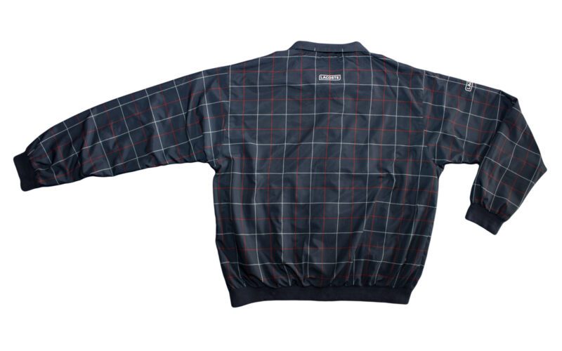 Pet Breed: Chaqueta Lacoste.     T-XL