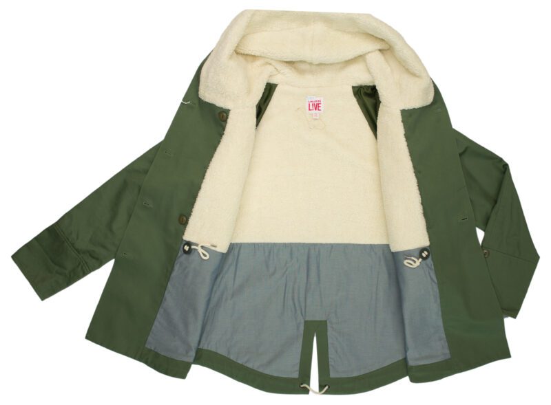 Pet Breed: Chaqueta Lacoste.     T-L