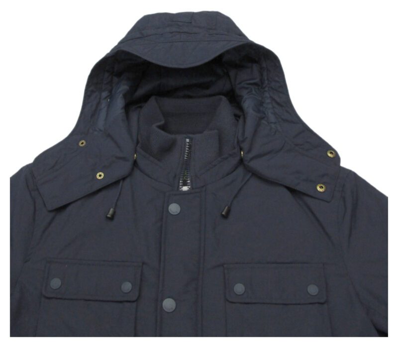 Pet Breed: Chaqueta Lacoste.     T-L