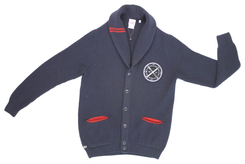 Pet Breed: Saco Lacoste.     T-L