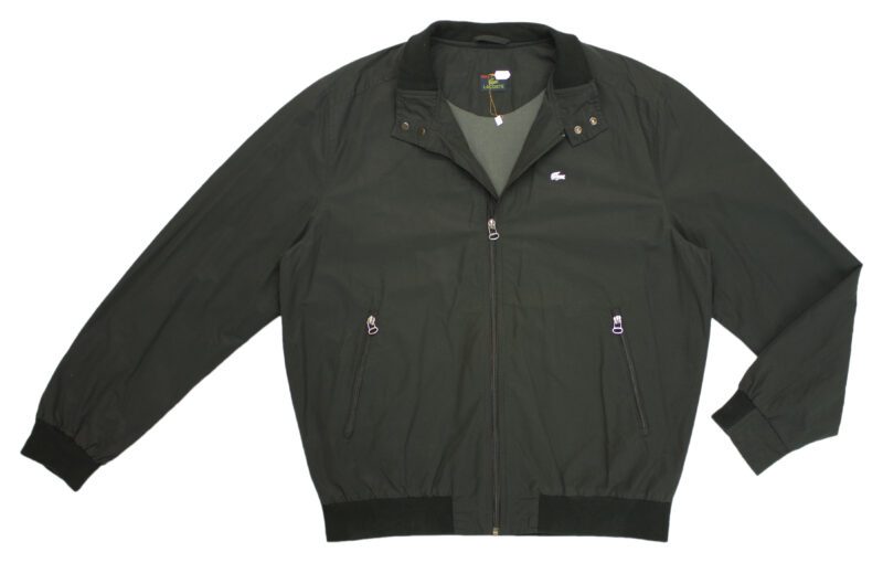 Pet Breed: Chaqueta Lacoste.     T-L