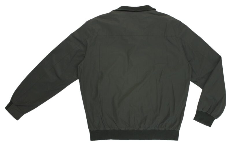 Pet Breed: Chaqueta Lacoste.     T-L