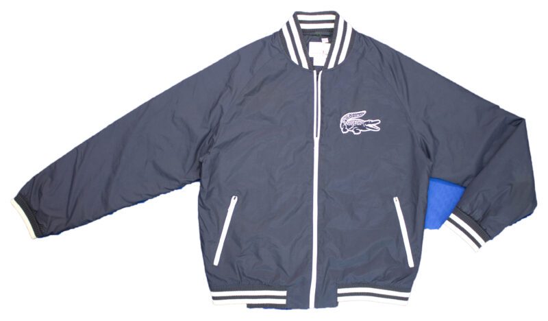 Pet Breed: Chaqueta Lacoste.     T-L