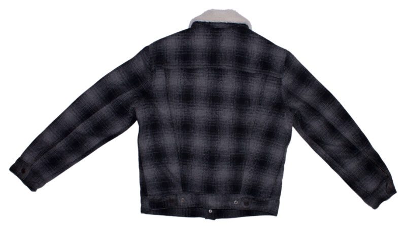 Pet Breed: Chaqueta Levi's.     T-XS