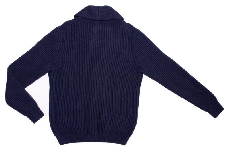 Pet Breed: Saco Lacoste.     T-M