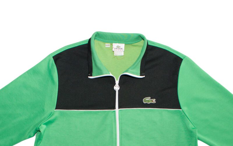 Pet Breed: Chaqueta Lacoste.     T-L