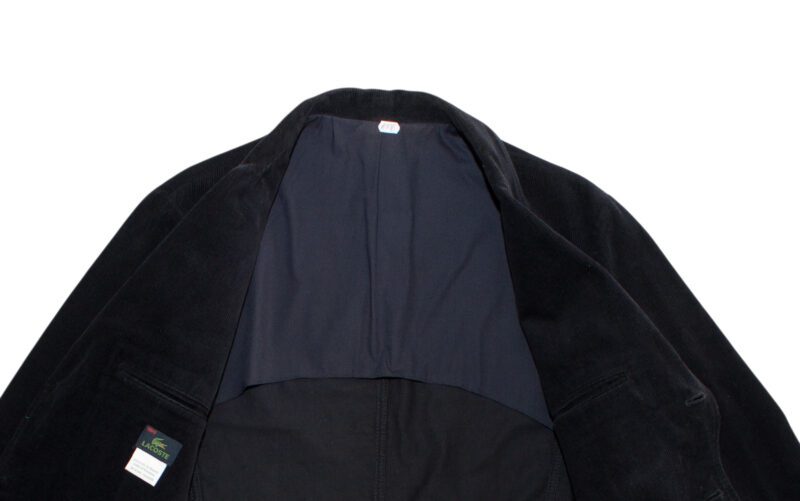 Pet Breed: Chaqueta Lacoste.     T-S