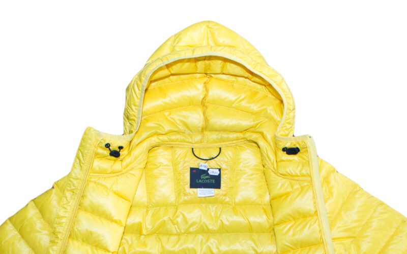 Pet Breed: Chaqueta Lacoste.     T-S