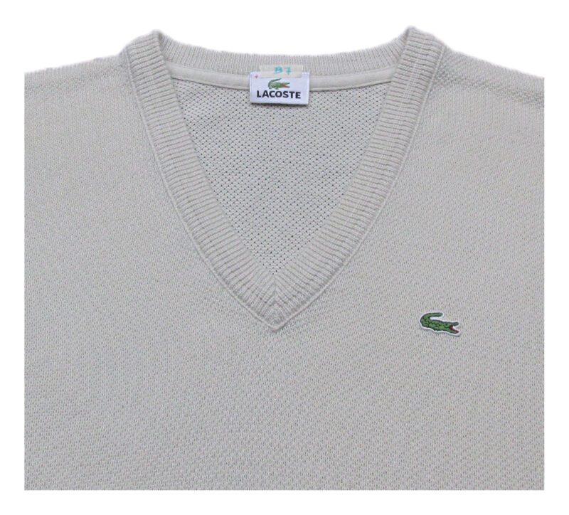 Pet Breed: Saco Lacoste.     T-L