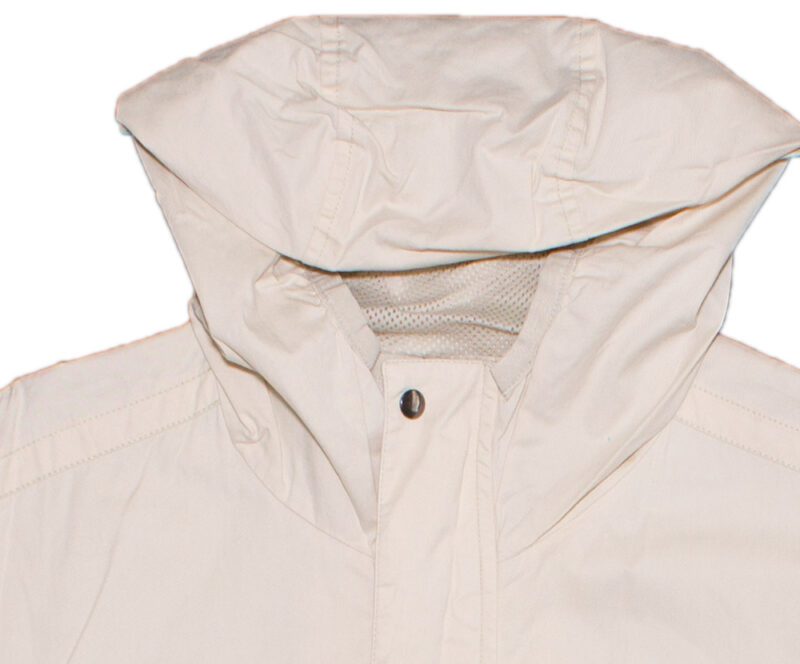 Pet Breed: Chaqueta Lacoste.     T-L