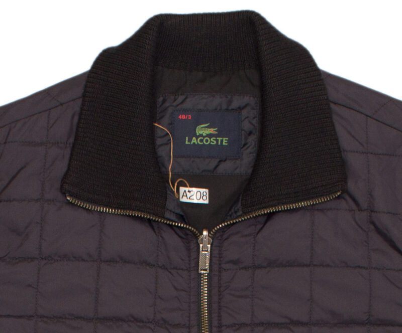 Pet Breed: Chaqueta Lacoste.     T-S