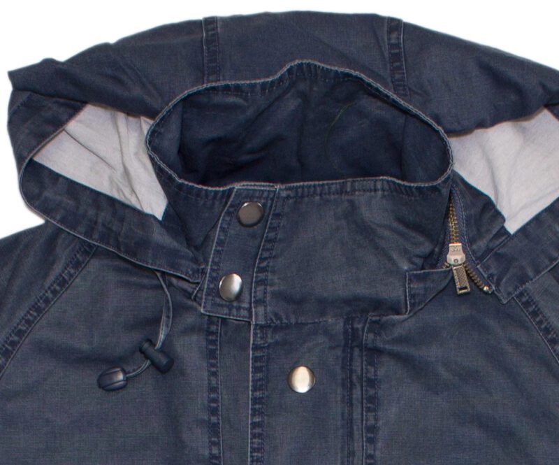 Pet Breed: Chaqueta Lacoste.     T-S
