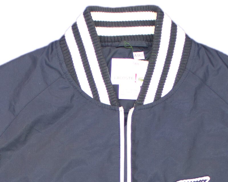 Pet Breed: Chaqueta Lacoste.     T-L