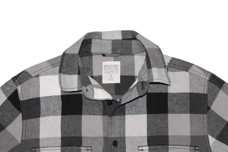 Pet Breed: Camisa Mossimo.     T-S